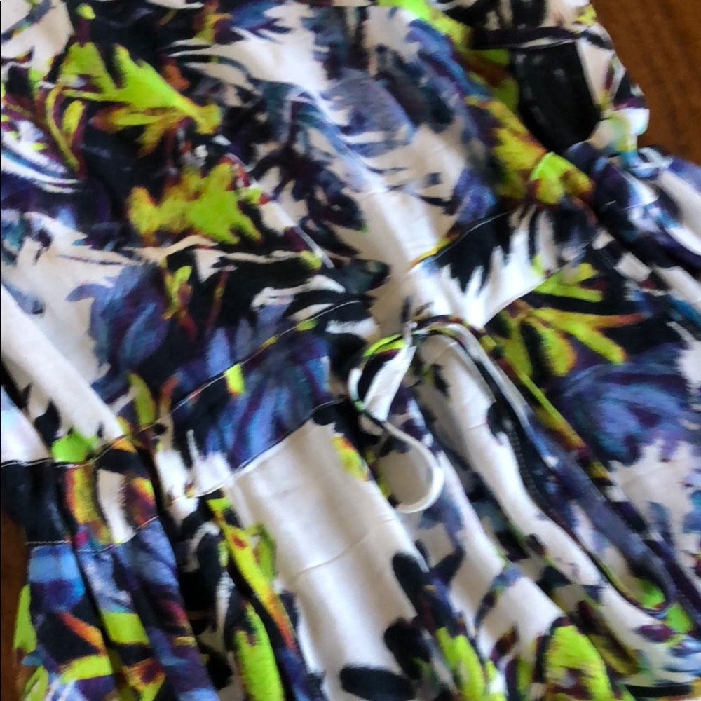 Cute summer romper - Picture 2 of 7